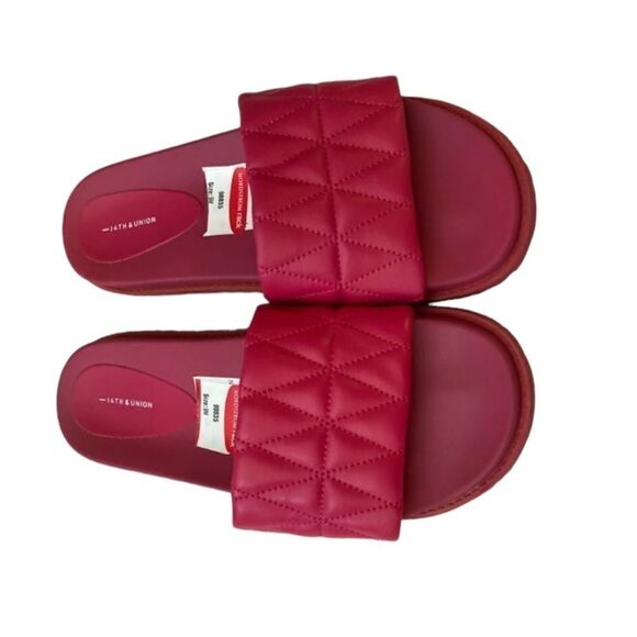 Barbie 14th & Union Tallin Hot Pink Quilted Slides sandals Sz 9 NWT Sandals - Picture 2 of 9
